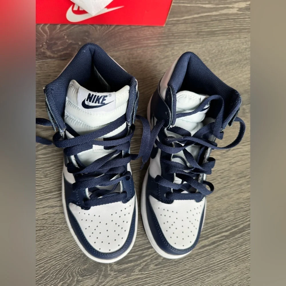 Nike Dunk High GS 'Midnight Navy' Size 4